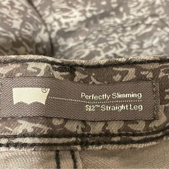 Levi's Dark Camo Perfectly Slimming 512 Straight Leg - Picture 7 of 10